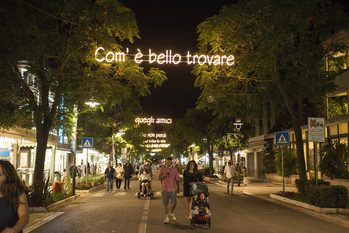 Gatteo Mare si accende per la Settimana del Liscio Gatteo Mare si accende per la Settimana del Liscio