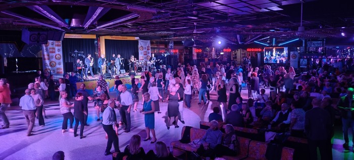 Radio Liscio apre la stagione live alla Peschiera di Valdengo Radio Liscio apre la stagione live alla Peschiera di Valdengo