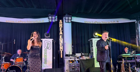 Radio Liscio Live, grande serata con l’Orchestra di Fabio Cozzani alla Peschiera di Valdengo Radio Liscio Live, grande serata con l’Orchestra di Fabio Cozzani alla Peschiera di Valdengo