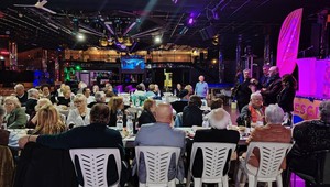 Gli anni d'oro della Musica da Ballo: una domenica di festa alla Peschiera con “Il Pranzo è Cantato”