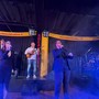 Alex Biondi accende la Peschiera: una serata di energia, musica e grande partecipazione Alex Biondi accende la Peschiera: una serata di energia, musica e grande partecipazione