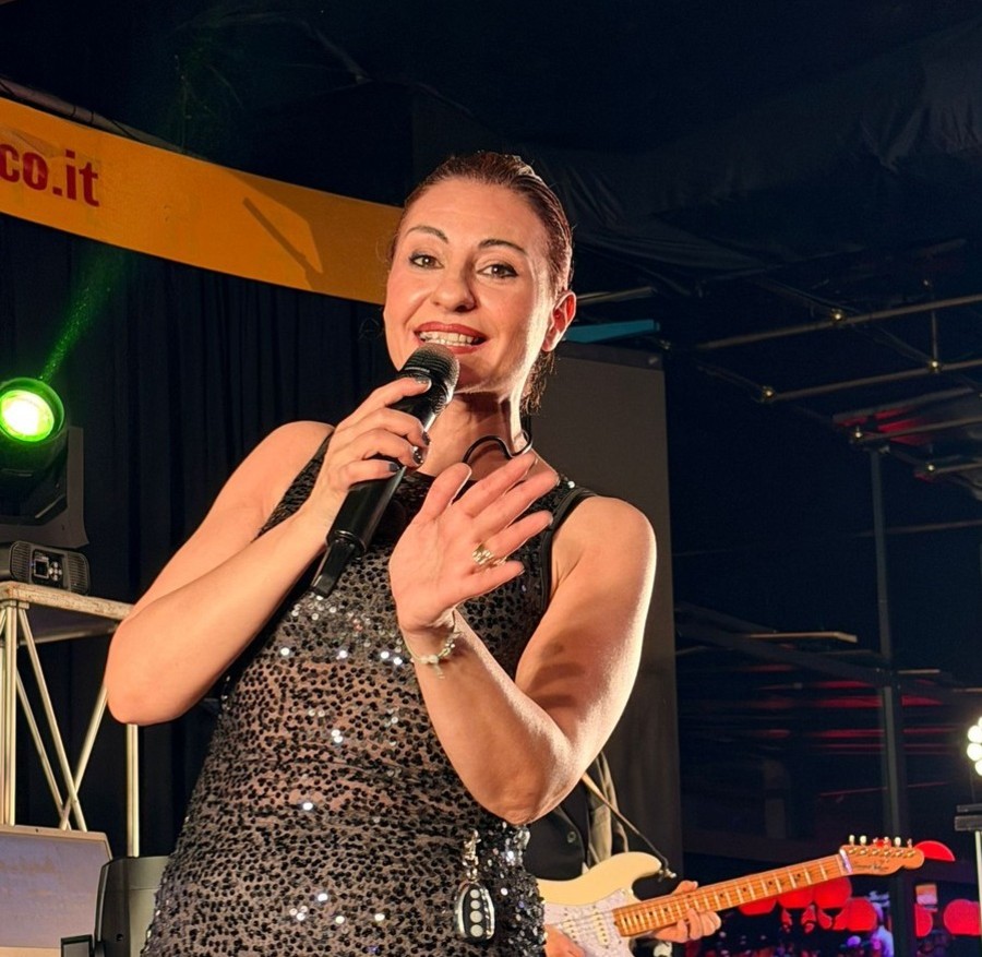 Paolo Bagnasco e Mary Merolla: eleganza e ritmo alla Peschiera per Radio Liscio Live