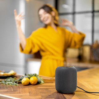 La radio rinasce con Alexa: boom di ascolti tramite Smart Speaker